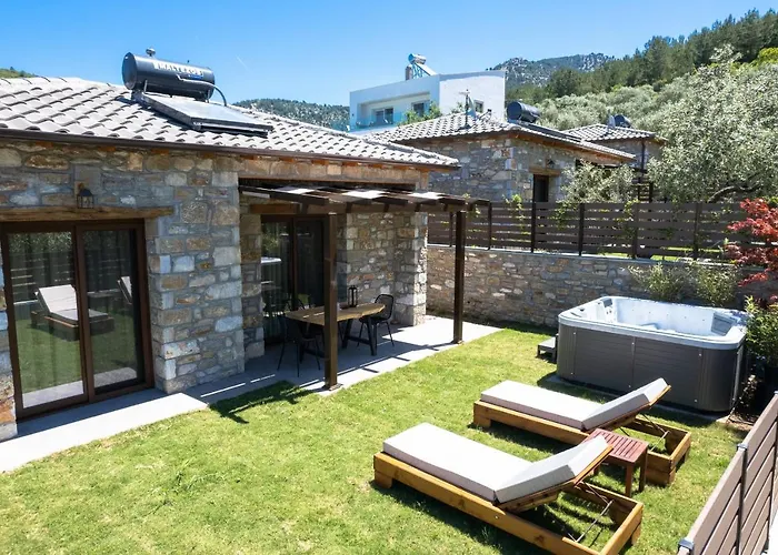 La Terra Petra * Skala Rachoni (Thasos)